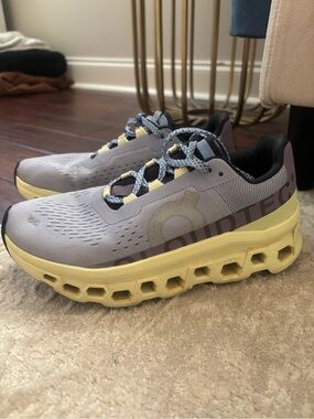 On Running Cloudmonster Running Shoes